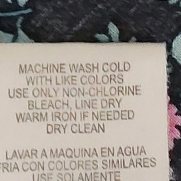 Miley Cyrus & Max Azria button down flora v neck top size medium - Picture 6 of 6